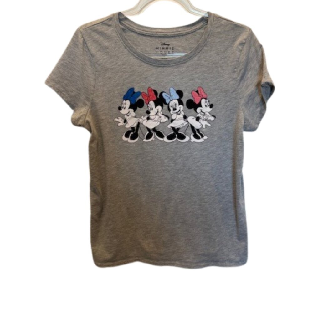 Disney Minnie Mouse Tee Size M – So Cute & Classic!